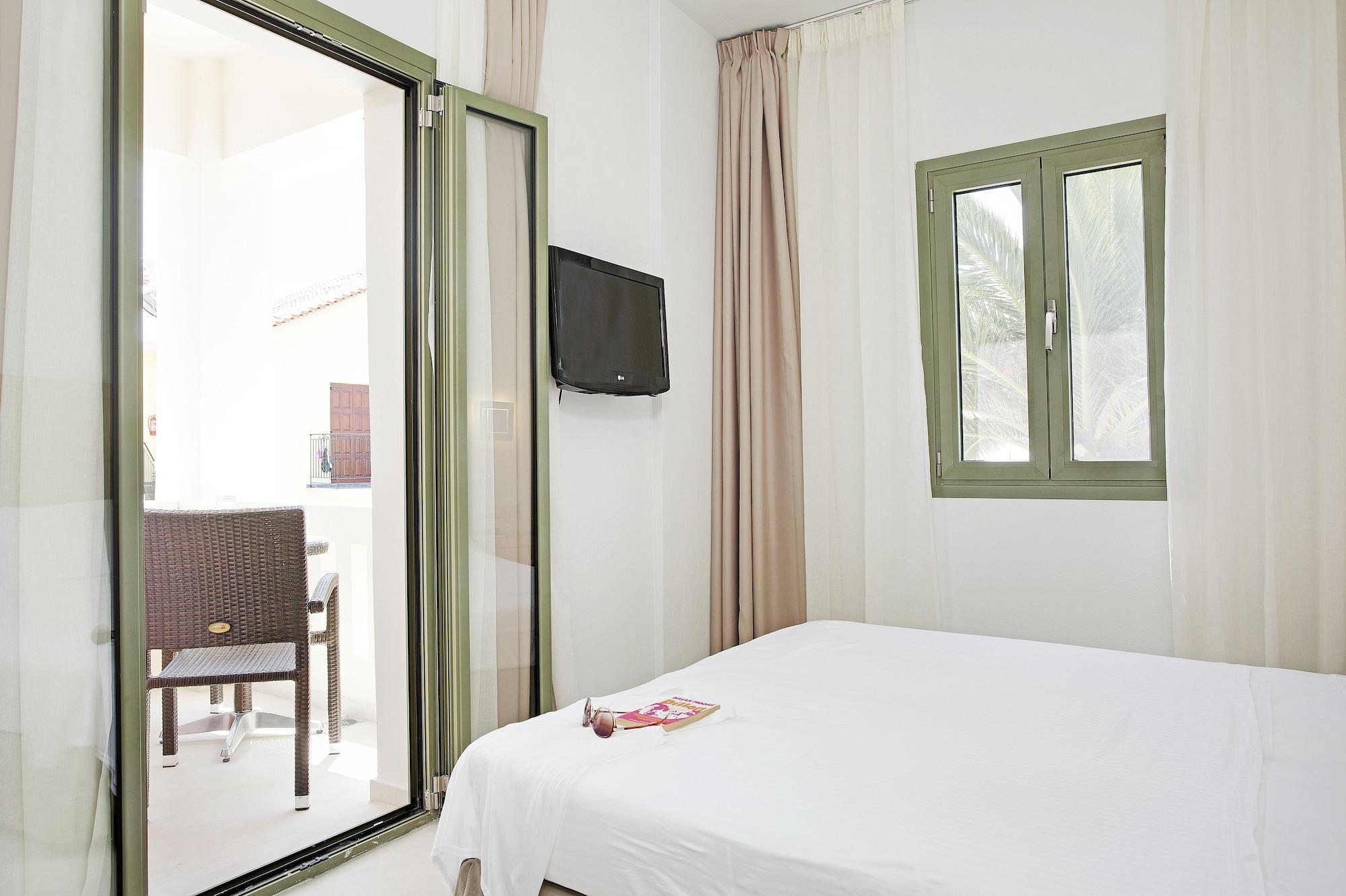 Aphrodite Samos Suites 마라토캄포스 외부 사진