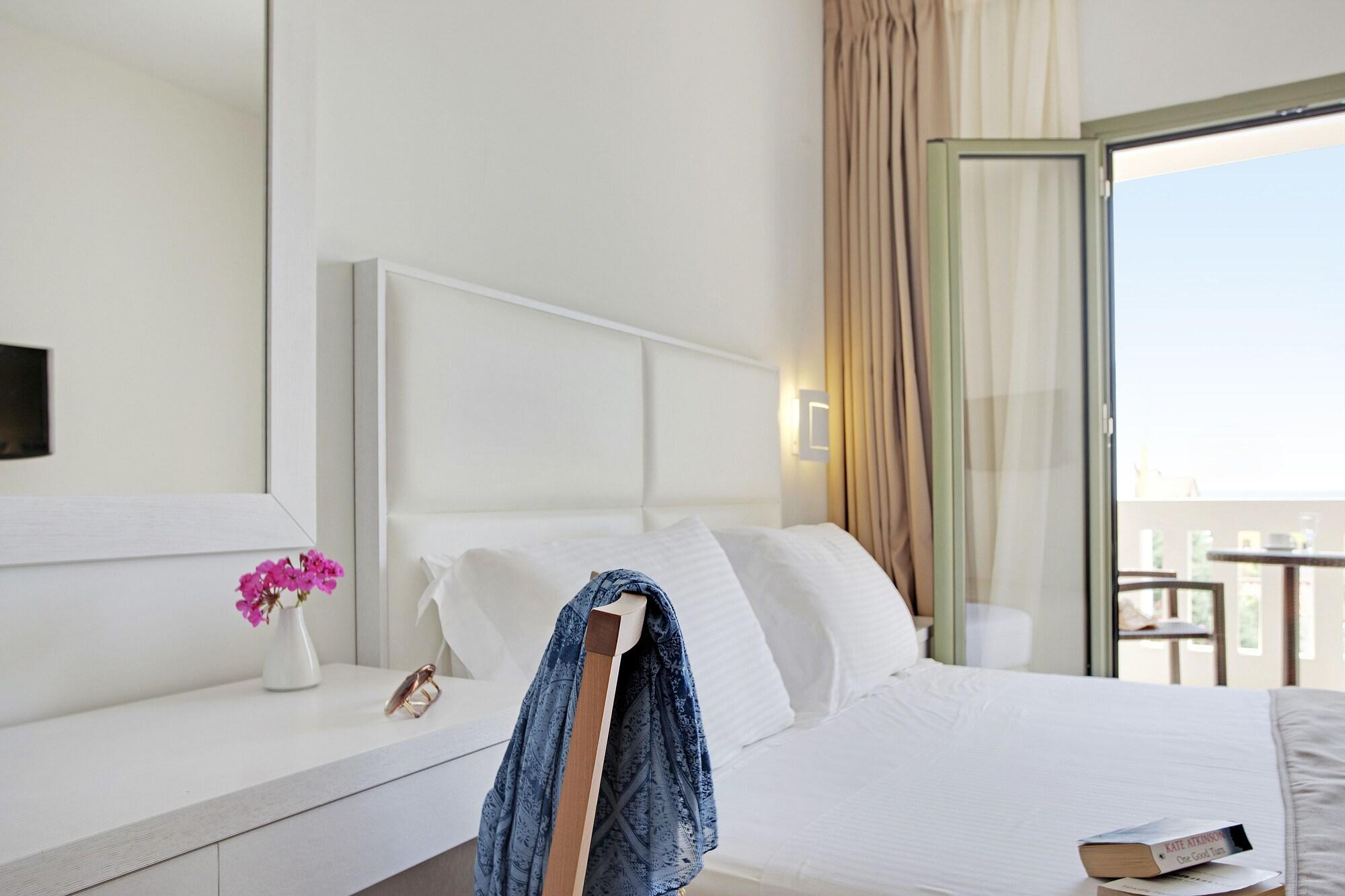 Aphrodite Samos Suites 마라토캄포스 외부 사진