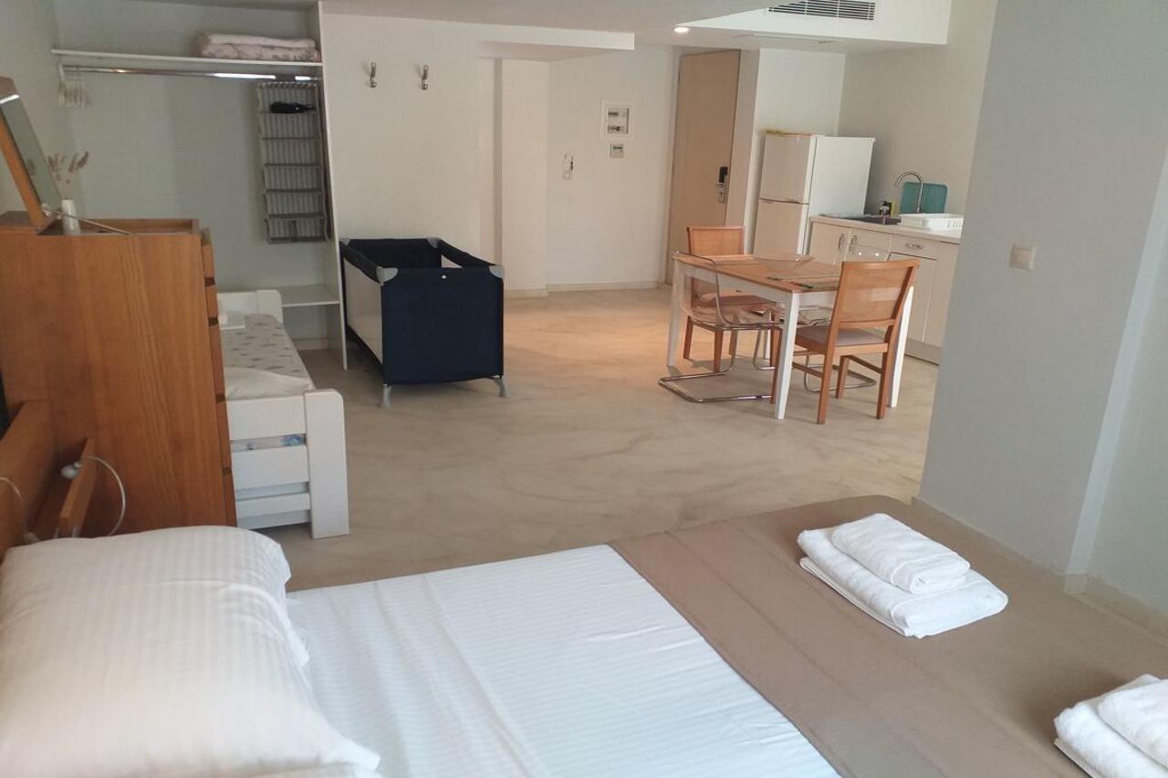 Aphrodite Samos Suites 마라토캄포스 외부 사진
