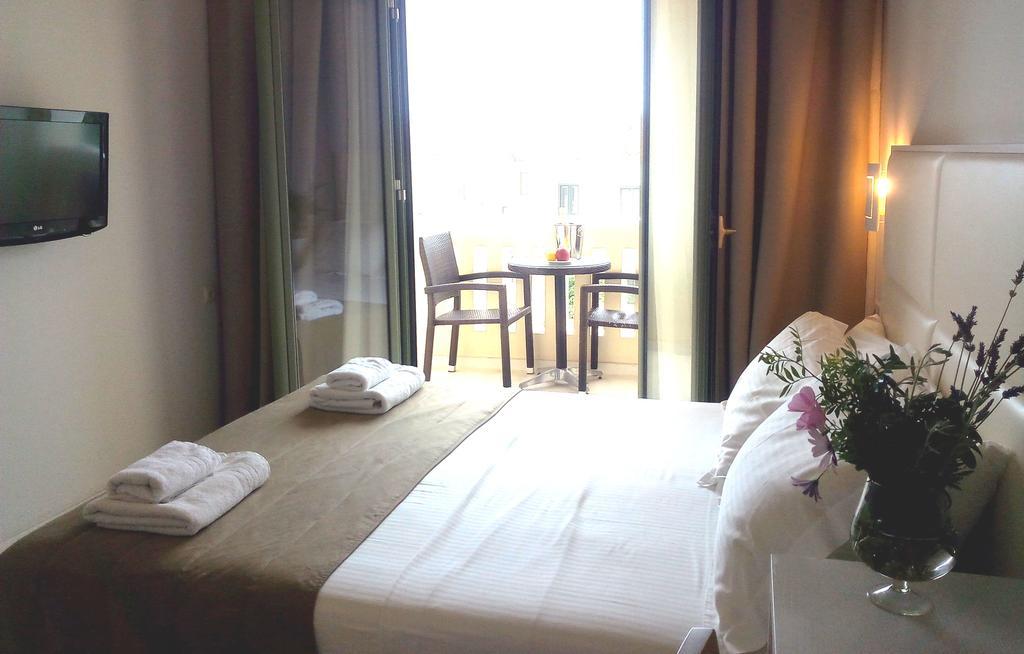 Aphrodite Samos Suites 마라토캄포스 외부 사진